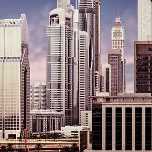 فندق كارلتون دونتون, دبي